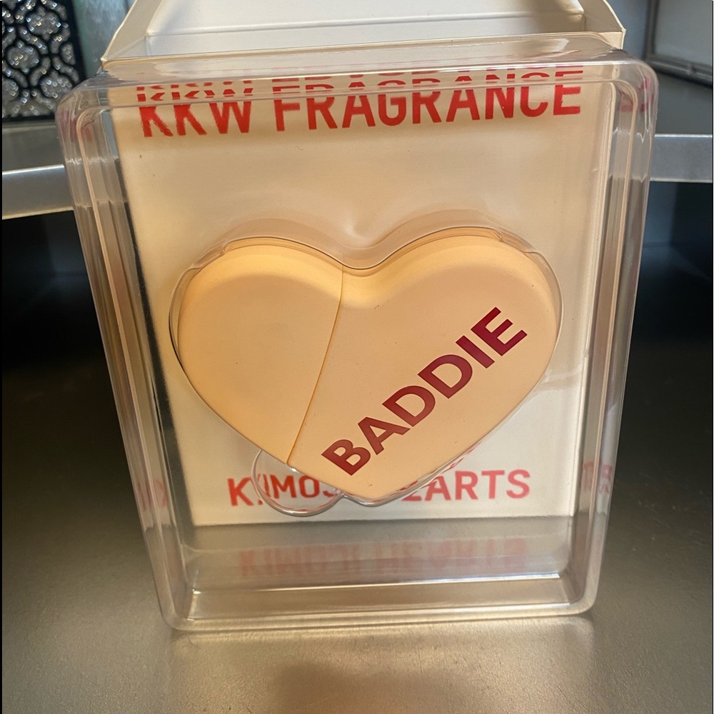 Kkw fragrance bae and baddie
